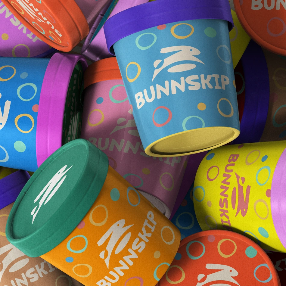 Cutiute rotunde de înghețată Bunny cu design colorat și logo iepure. ghid design de ambalaj